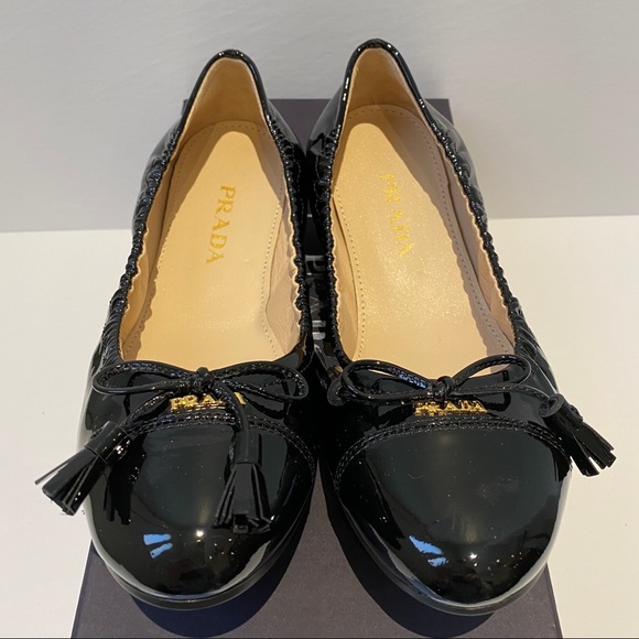 NIB PRADA patent leather tassel flat - Picture 3 of 12